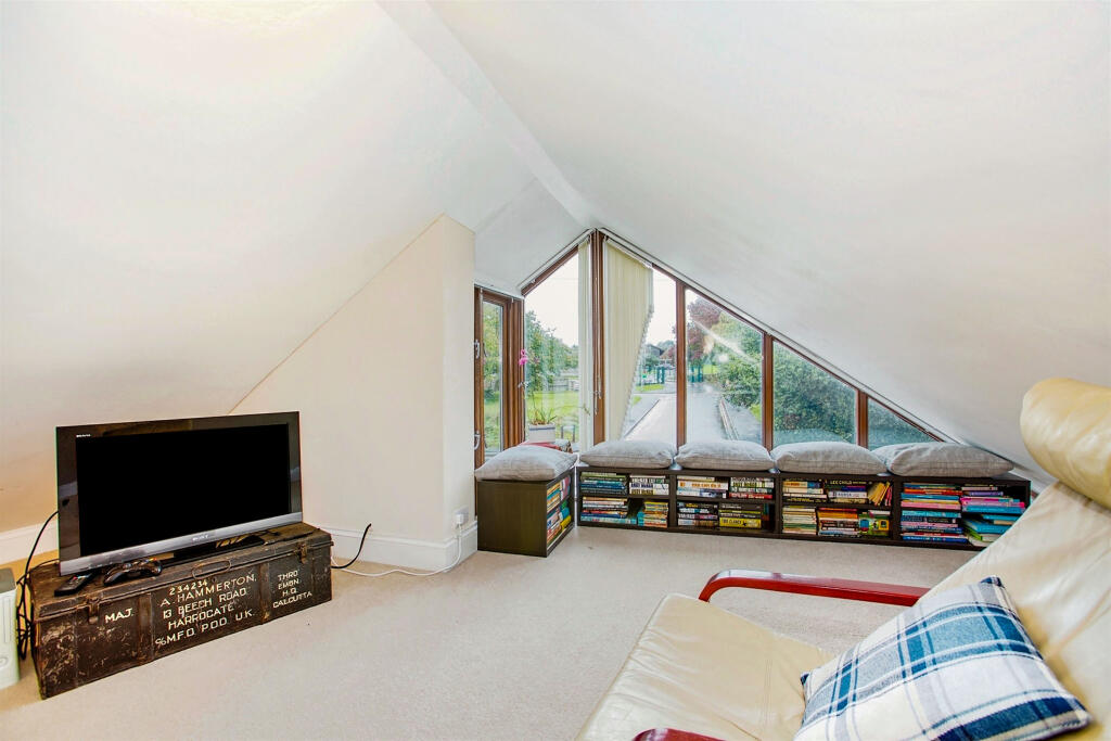 Additional property image - Preston Grove, Yeovil