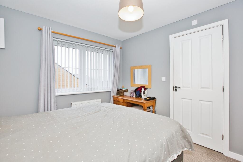 Additional property image - Great Mead, YEOVIL