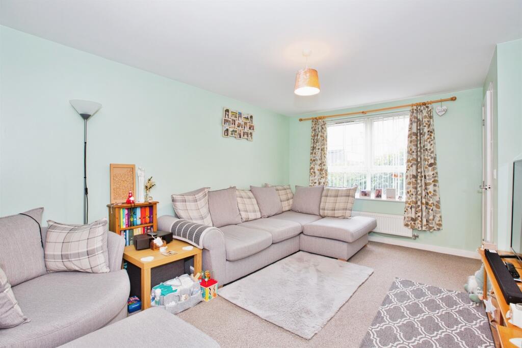 Additional property image - Great Mead, YEOVIL