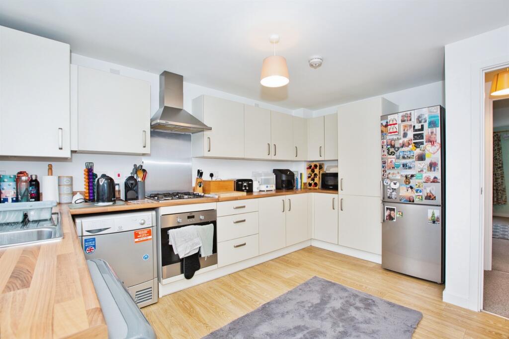 Additional property image - Great Mead, YEOVIL