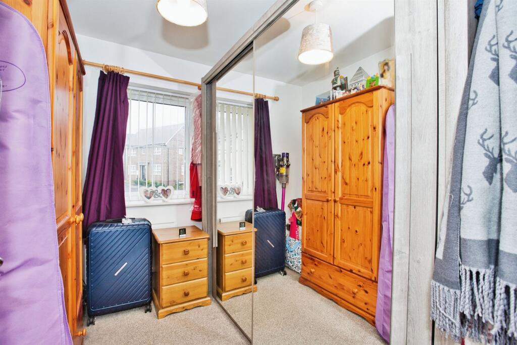 Additional property image - Great Mead, YEOVIL