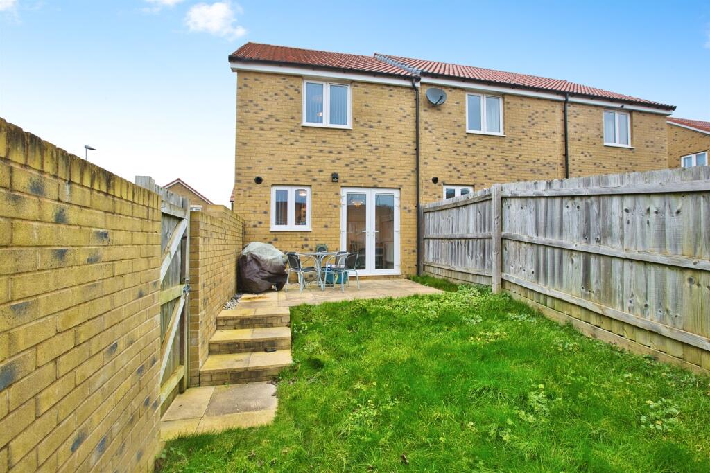 Additional property image - Lapwing Close, Houndstone, Yeovil