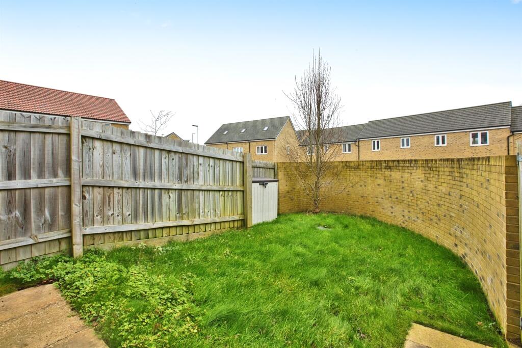 Additional property image - Lapwing Close, Houndstone, Yeovil