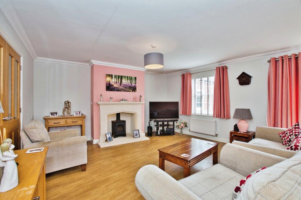 Additional property image - Newcross Crescent, Yeovil