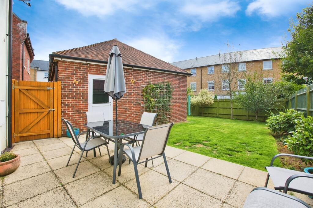 Additional property image - Newcross Crescent, Yeovil