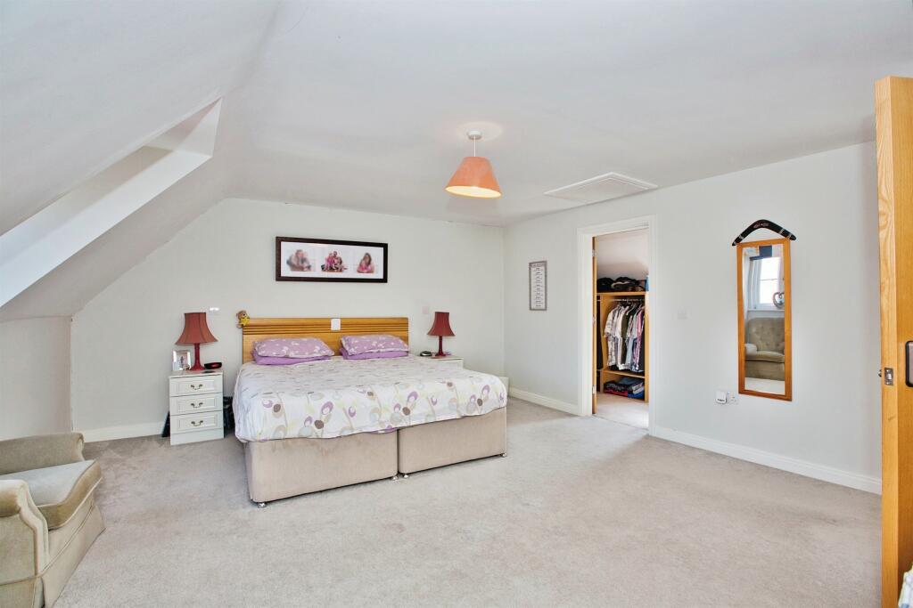 Additional property image - Newcross Crescent, Yeovil