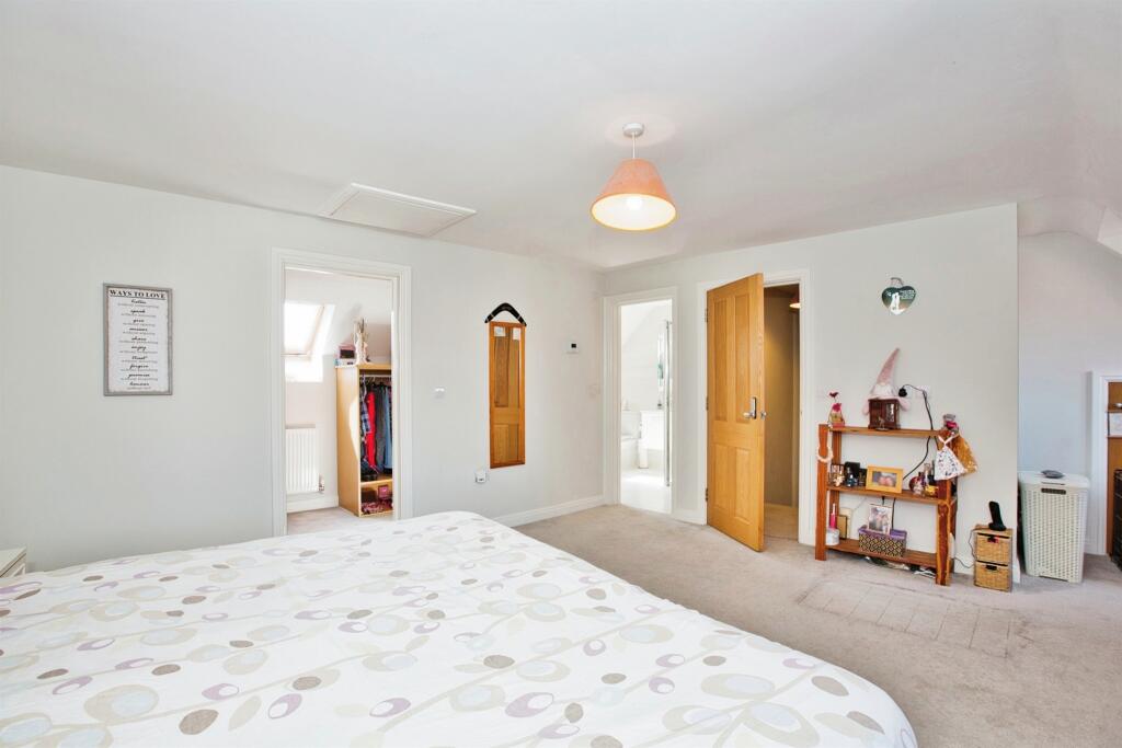 Additional property image - Newcross Crescent, Yeovil