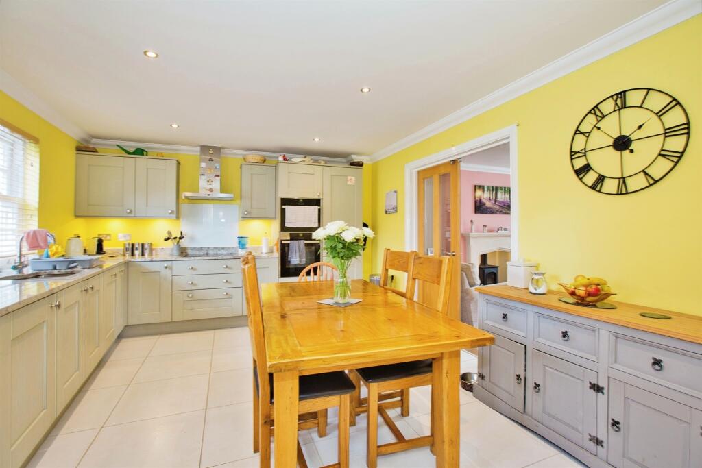 Additional property image - Newcross Crescent, Yeovil