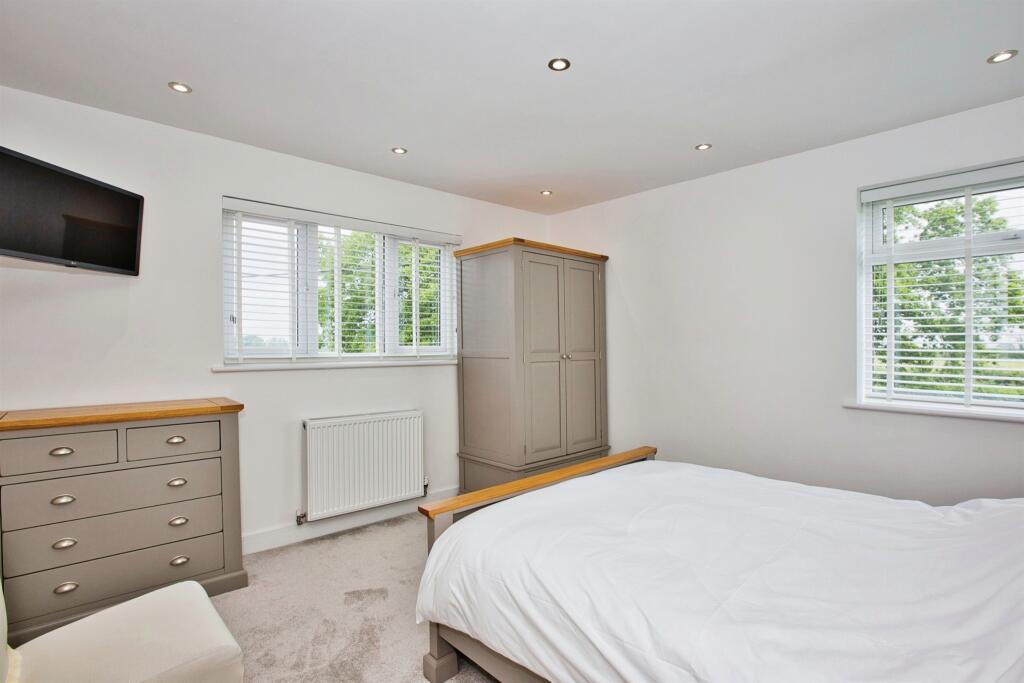 Additional property image - Chilthorne Hill, Chilthorne Domer, Yeovil