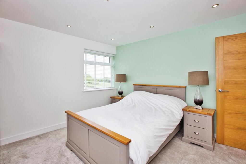 Additional property image - Chilthorne Hill, Chilthorne Domer, Yeovil