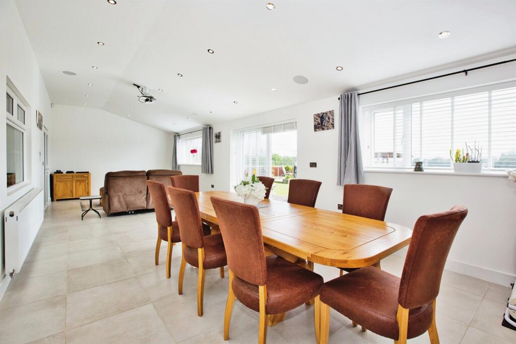 Additional property image - Chilthorne Hill, Chilthorne Domer, Yeovil