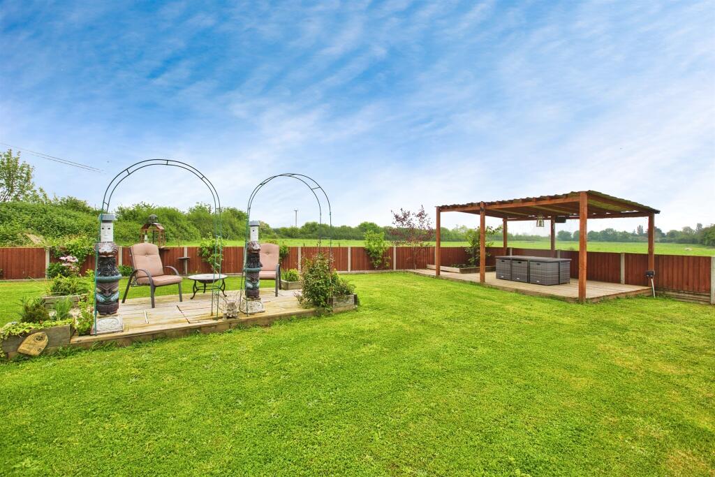 Additional property image - Chilthorne Hill, Chilthorne Domer, Yeovil