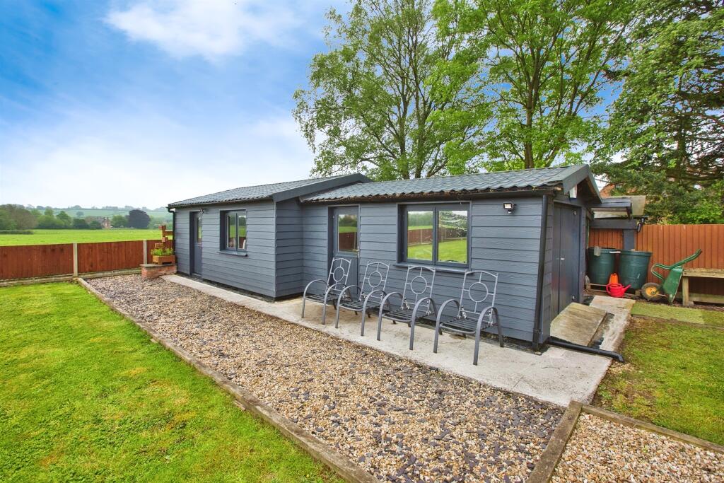 Additional property image - Chilthorne Hill, Chilthorne Domer, Yeovil