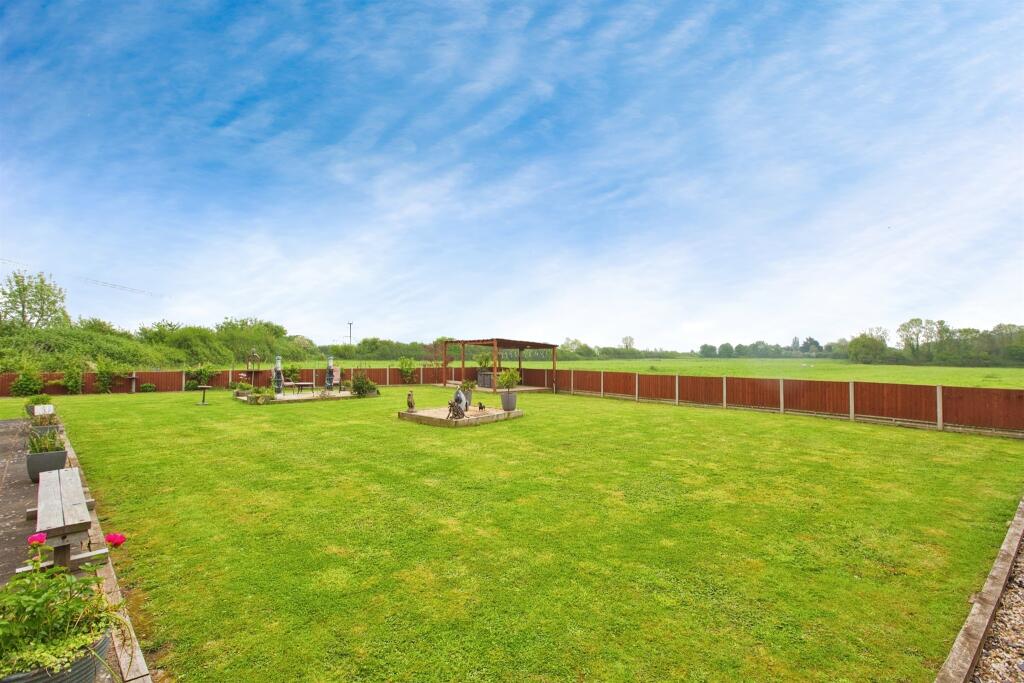 Additional property image - Chilthorne Hill, Chilthorne Domer, Yeovil