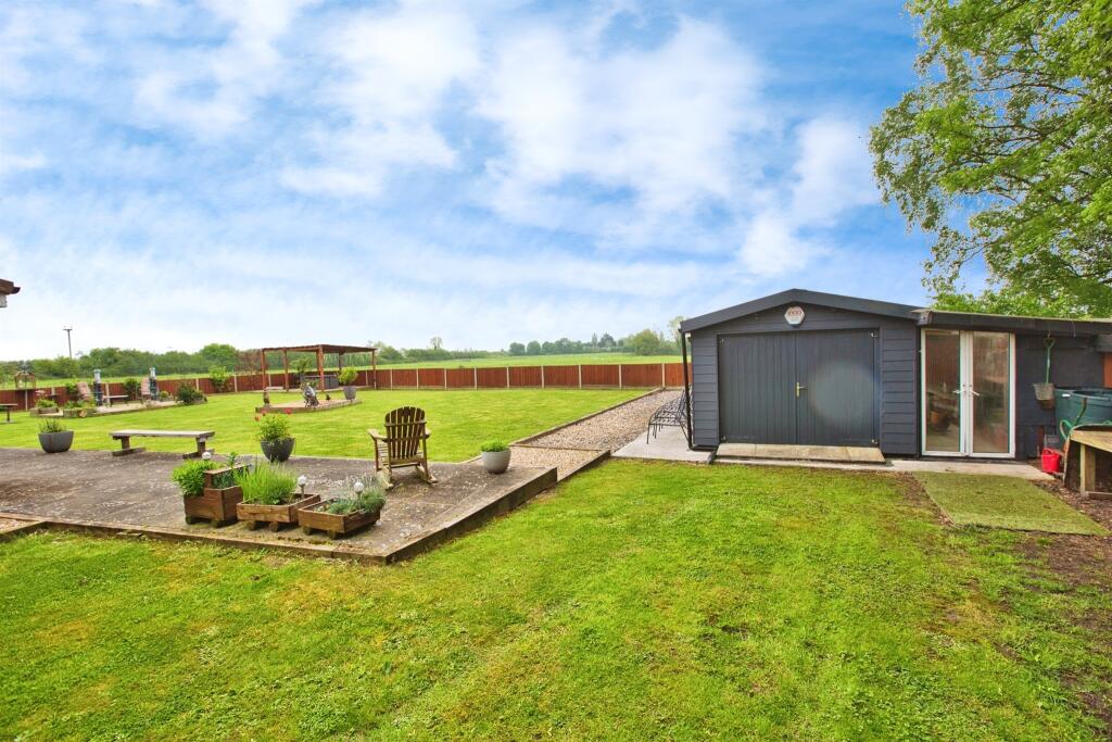 Additional property image - Chilthorne Hill, Chilthorne Domer, Yeovil