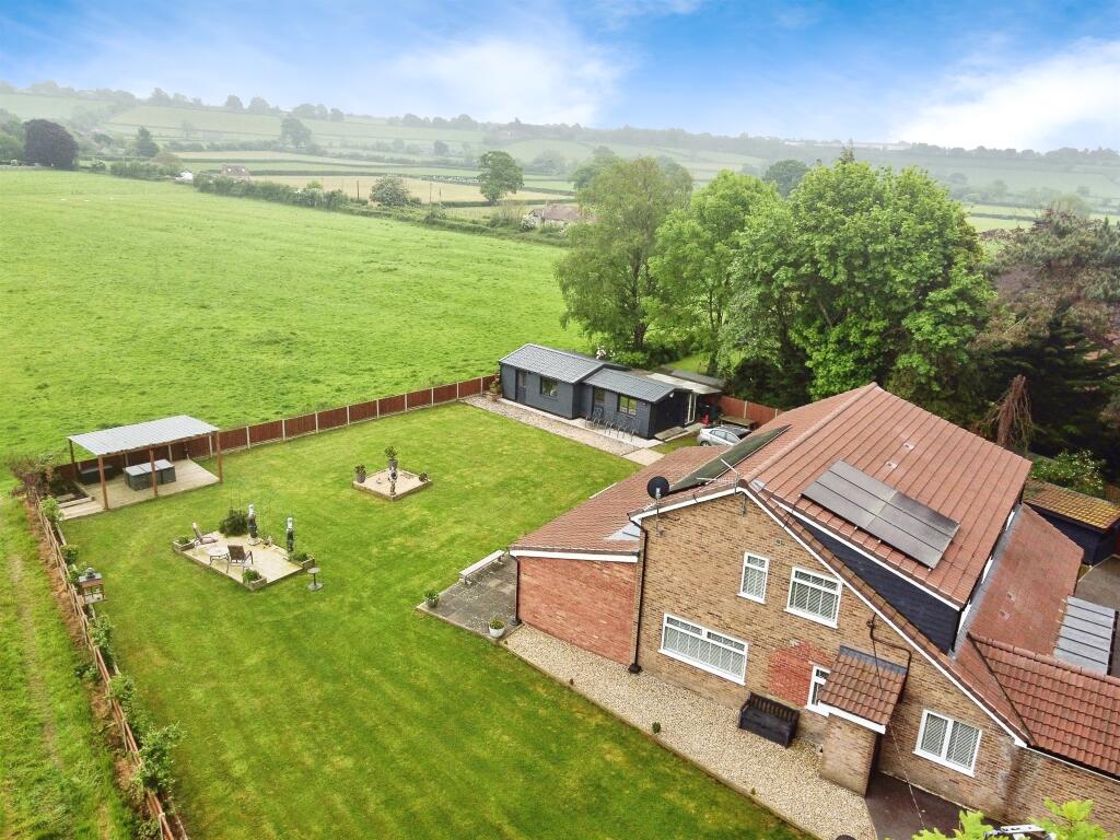Additional property image - Chilthorne Hill, Chilthorne Domer, Yeovil