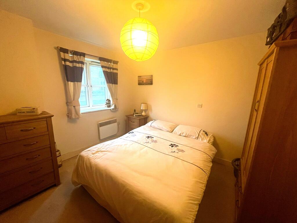 Additional property image - Harrogate Road, Bradford