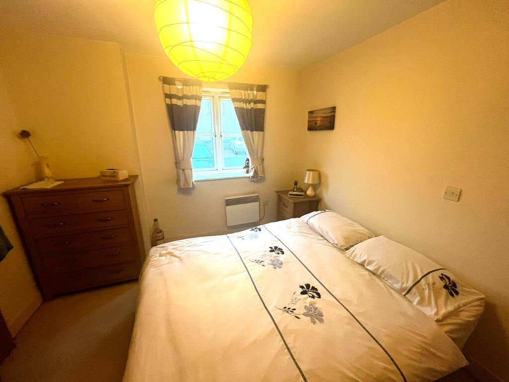 Additional property image - Harrogate Road, Bradford