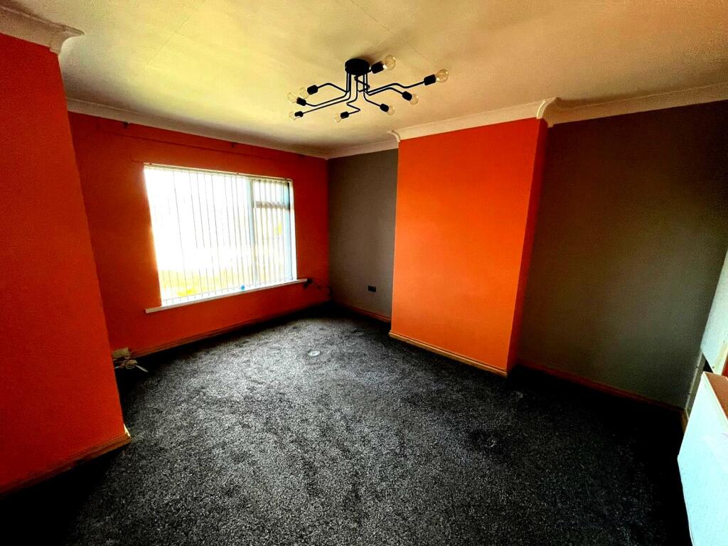 Additional property image - Everest Avenue, Shipley