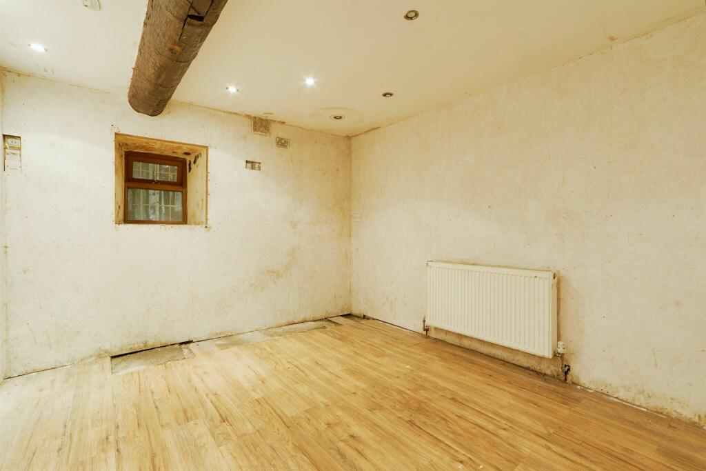 Additional property image - View Croft Road, Shipley