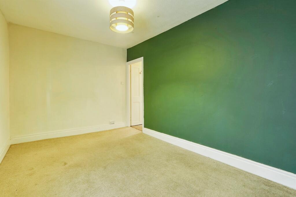 Additional property image - View Croft Road, Shipley