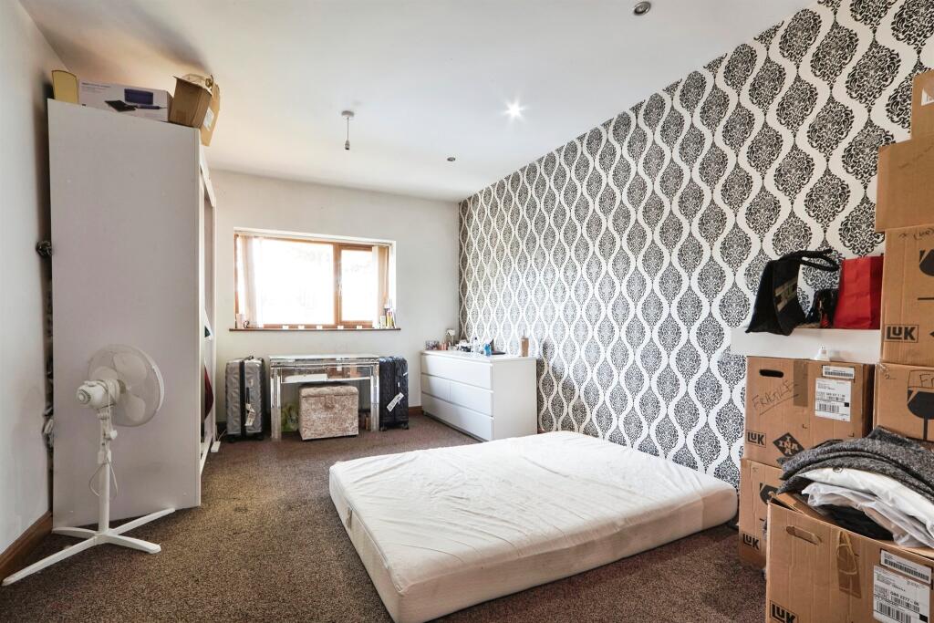 Additional property image - Coniston Grove, Bradford