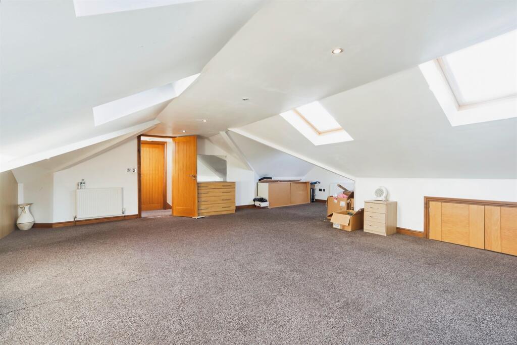 Additional property image - Coniston Grove, Bradford