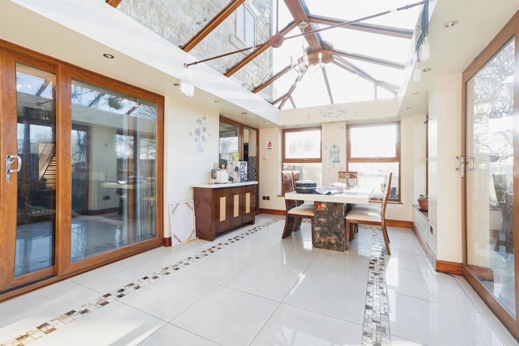Additional property image - Coniston Grove, Bradford