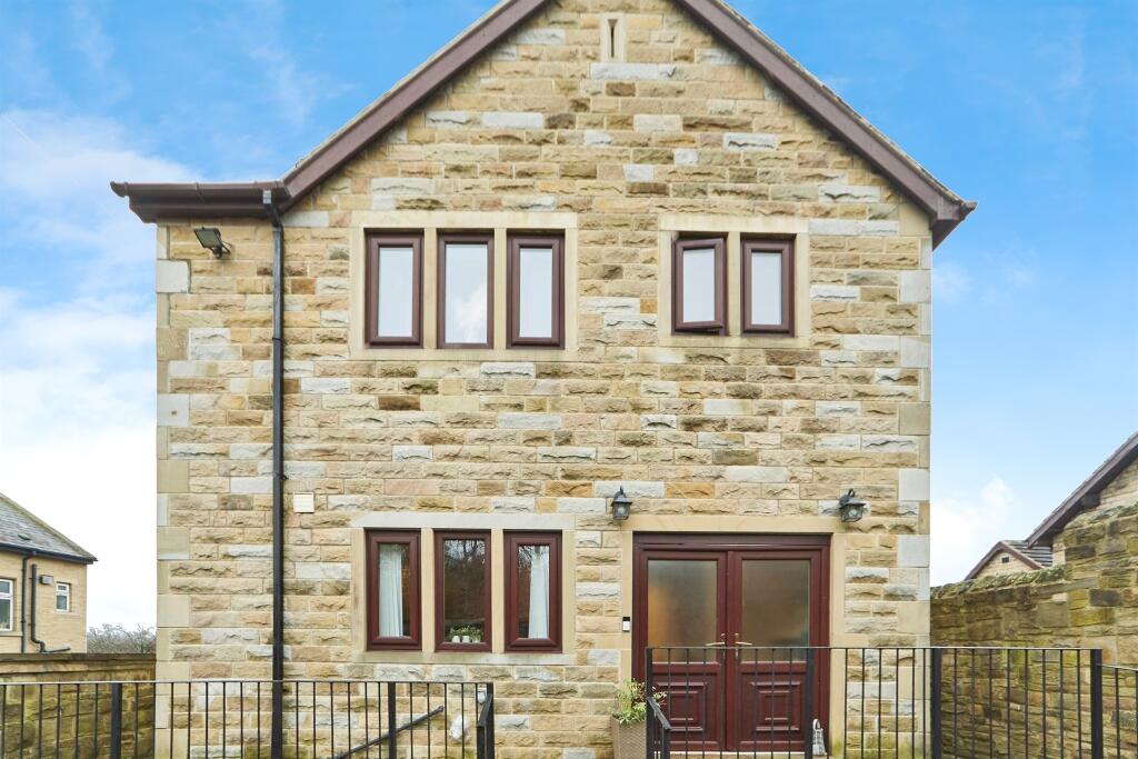 Additional property image - Dalton Terrace, Bradford