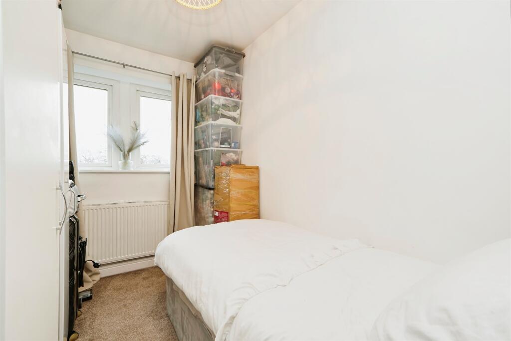 Additional property image - Dalton Terrace, Bradford