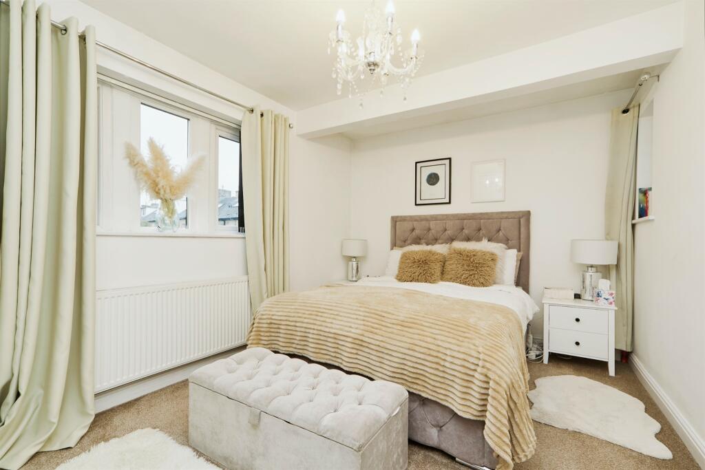 Additional property image - Dalton Terrace, Bradford