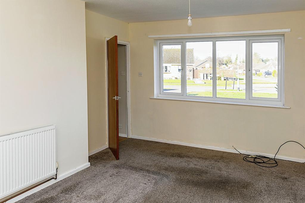 2 bedroom semidetached bungalow for sale in Holden Drive, Burgh Le Marsh, SKEGNESS, PE24
