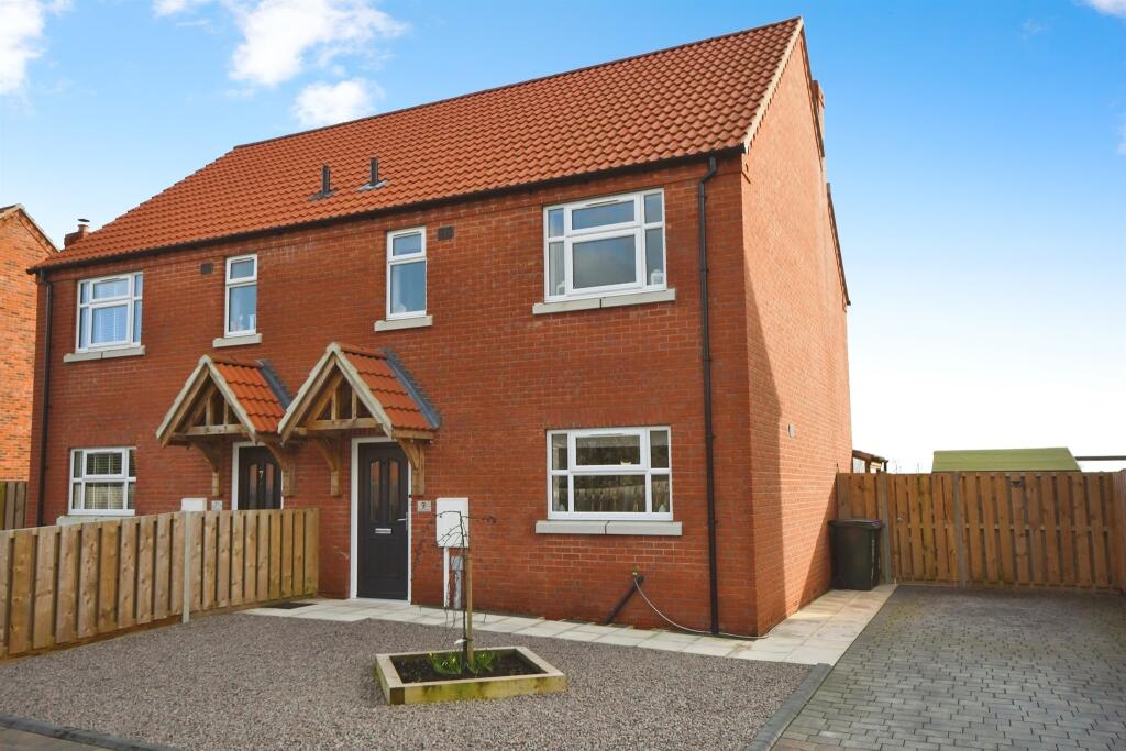 3 bedroom semidetached house for sale in Bush Sidings, New Bolingbroke, BOSTON, PE22