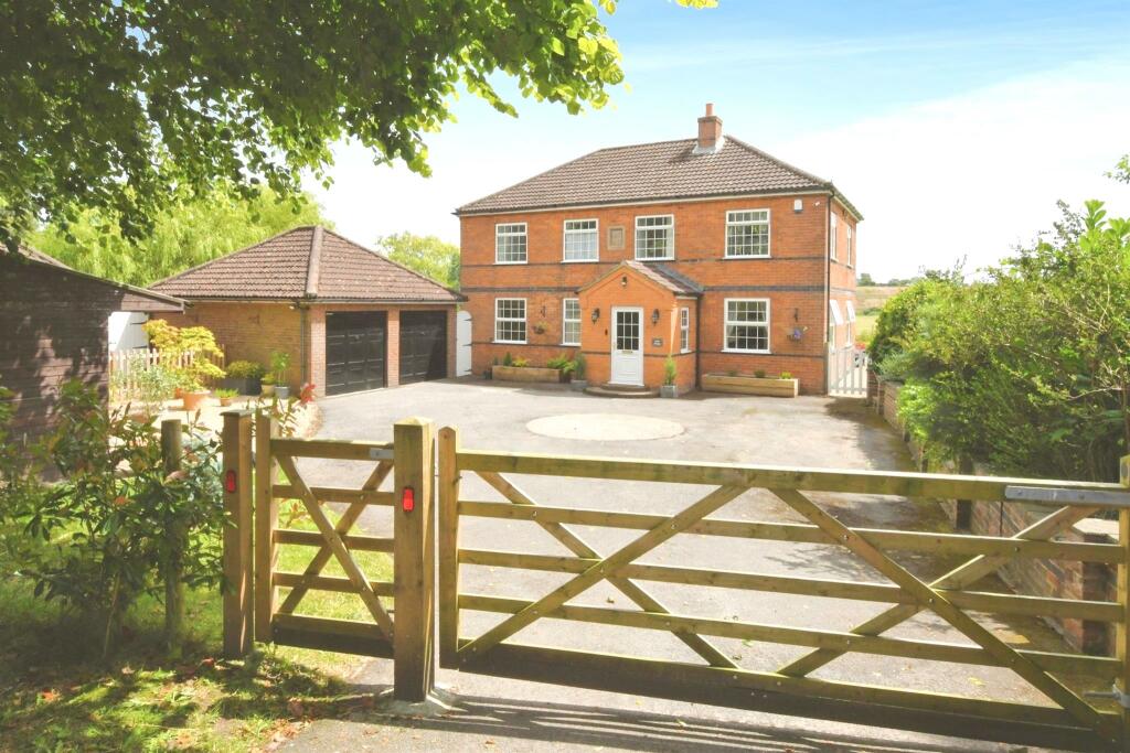 Main image of property: Old Main Road, Hagworthingham, Spilsby