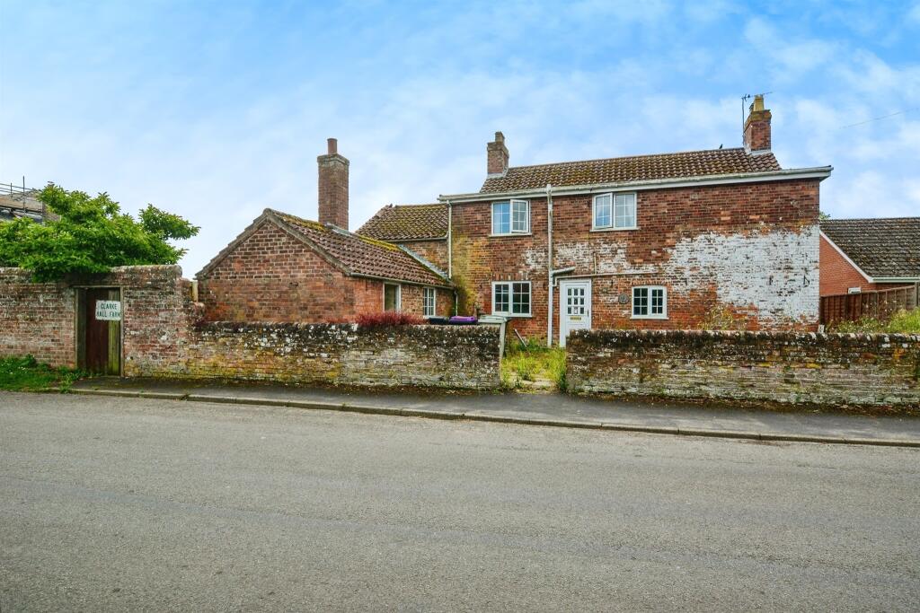 Main image of property: Hall Lane, Burgh Le Marsh, Skegness