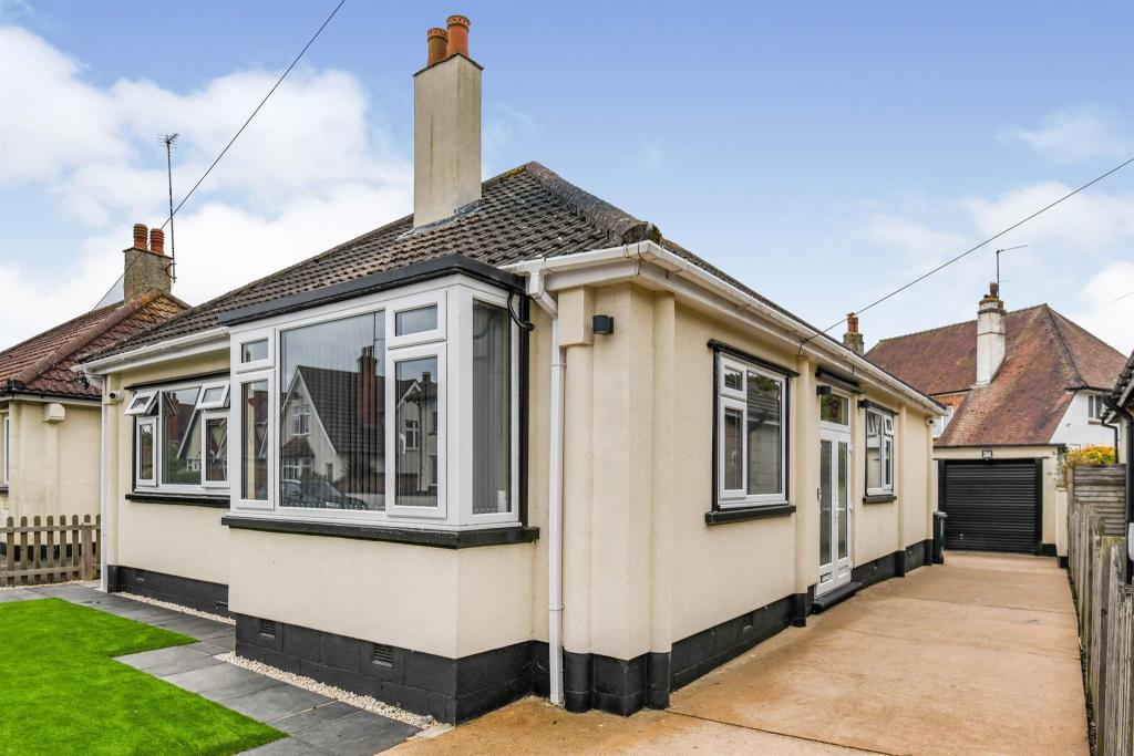 3 bedroom detached bungalow for sale in Norwood Road, Skegness, PE25