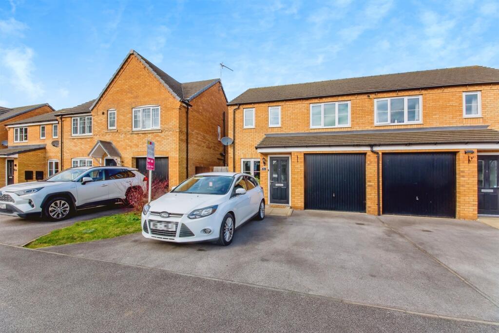 3 bedroom semidetached house for sale in Jacobson Close, Holdingham