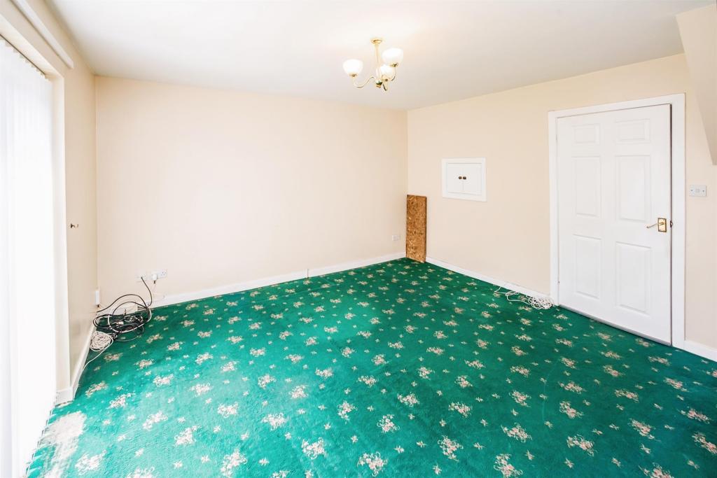 2 bedroom terraced house for sale in Industrial Road, Sowerby Bridge, HX6