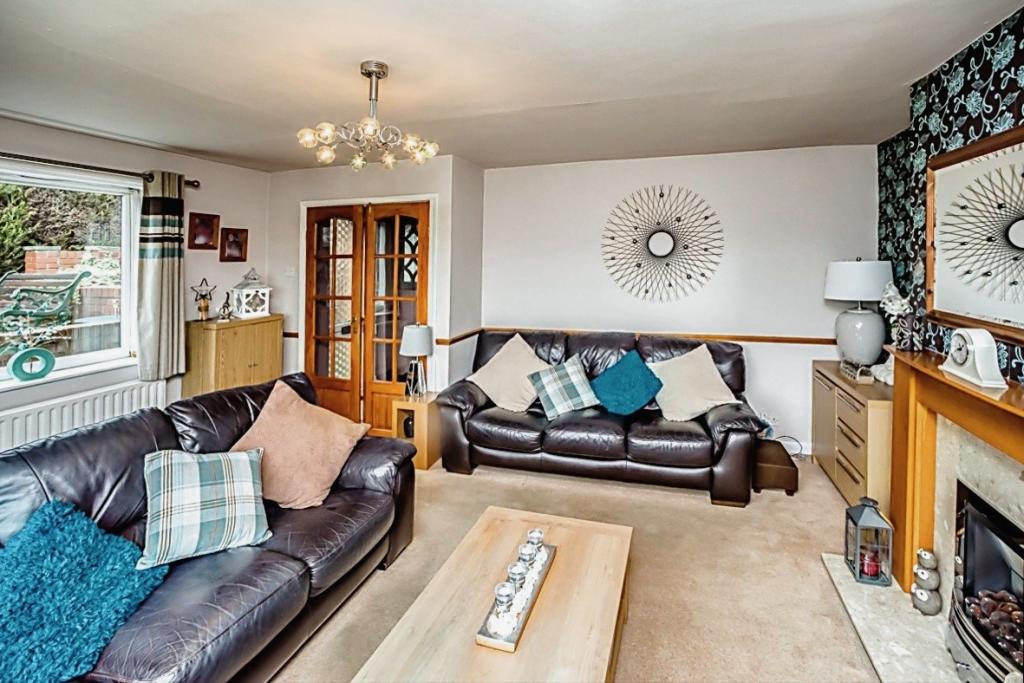 3 bedroom semidetached house for sale in Higher Brockwell, Sowerby