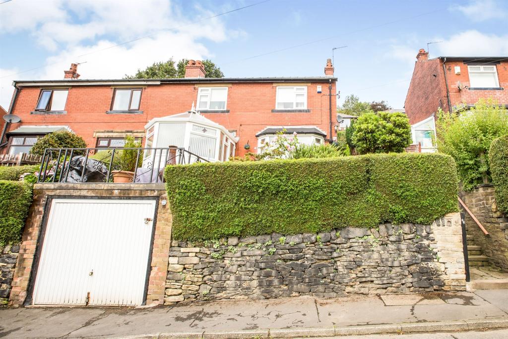 3 bedroom semidetached house for sale in Hollins Lane, SOWERBY BRIDGE, HX6