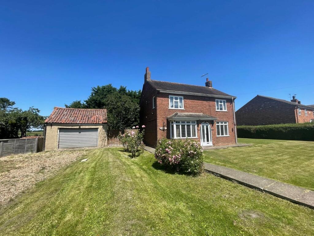 4 bedroom detached house for sale in Northgate, Pinchbeck, Spalding, PE11