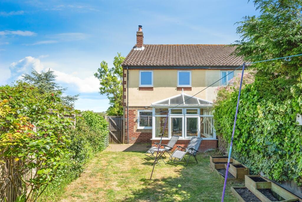 Main image of property: Meadow Court, Potter Heigham, Great Yarmouth