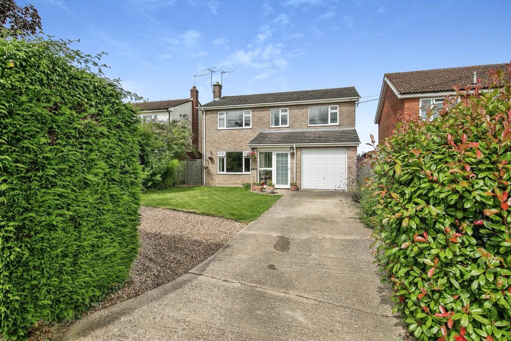 4 bedroom detached house for sale in Bakers Road, Belchamp St. Paul