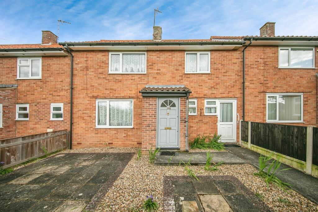 3 bedroom terraced house for sale in Cordell Road, Long Melford