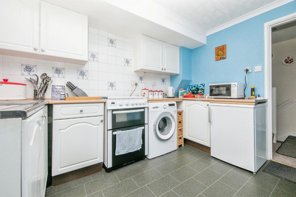 Additional property image - Cats Lane, Sudbury
