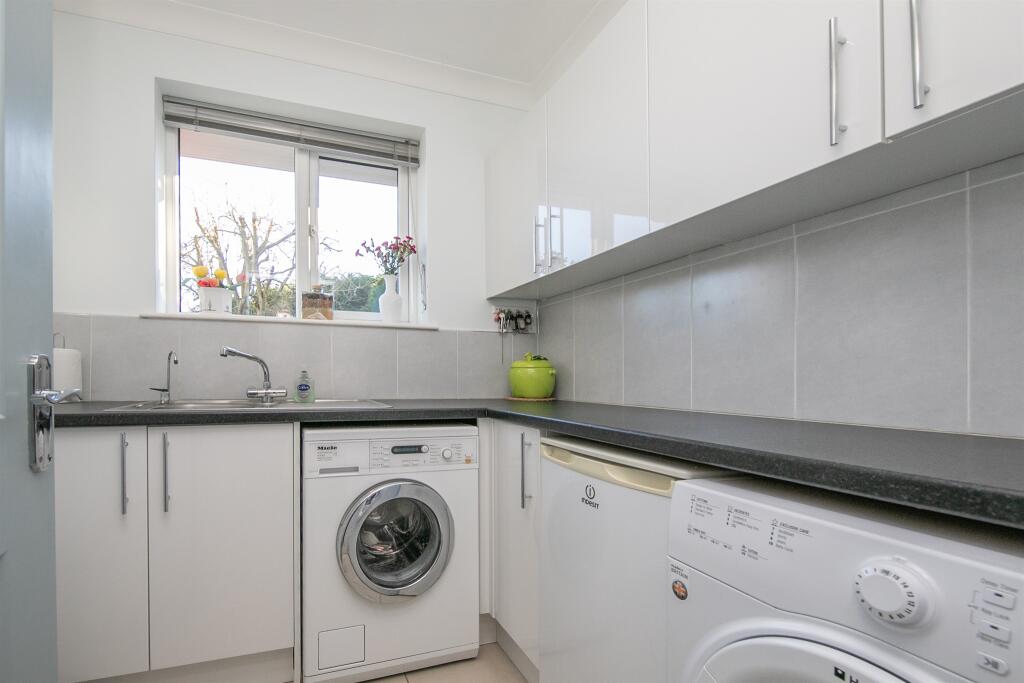 Additional property image - Smeetham Hall Lane, Bulmer, Sudbury