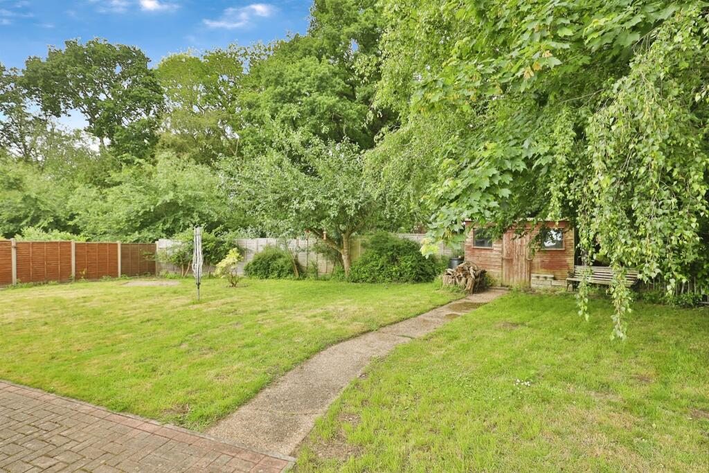 3 bedroom detached bungalow for sale in Farm Walk, Necton, Swaffham, PE37