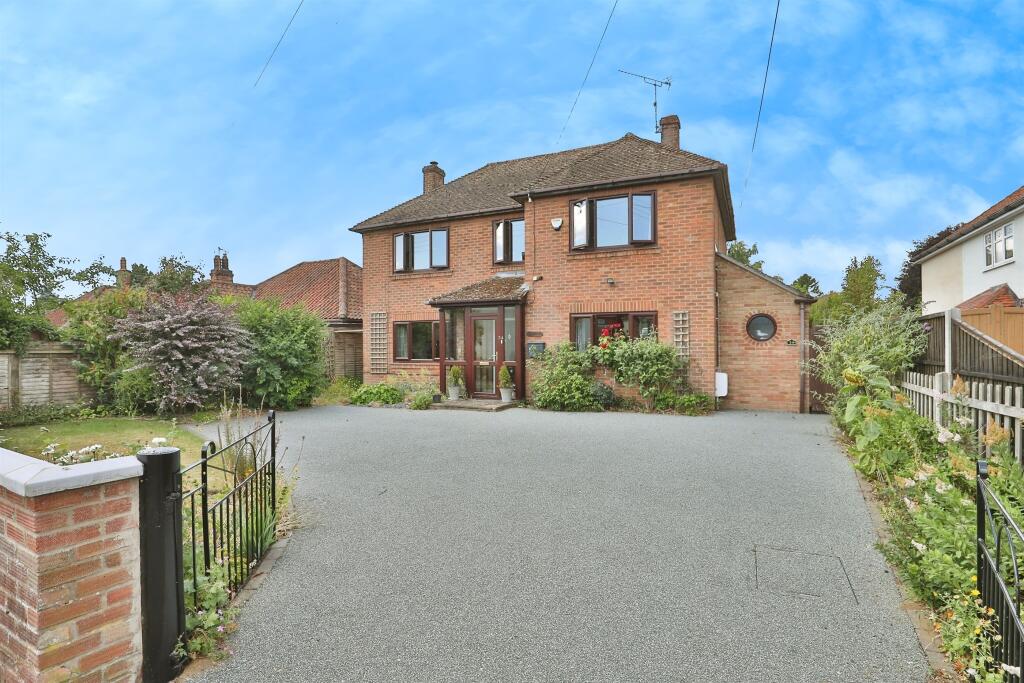 Main image of property: Theatre Street, Swaffham