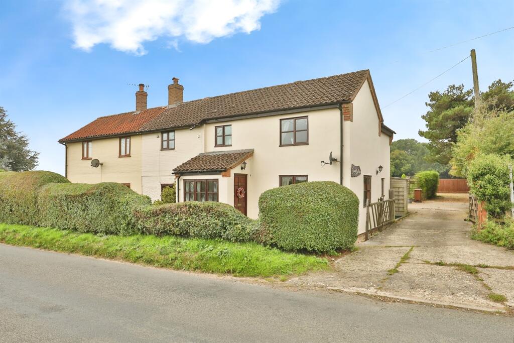 Main image of property: South Pickenham Road, Swaffham