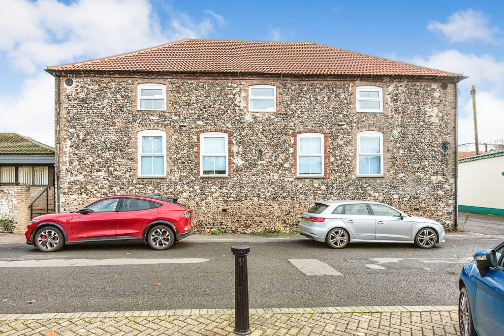Commercial property for sale in Nether Row, Thetford, IP24